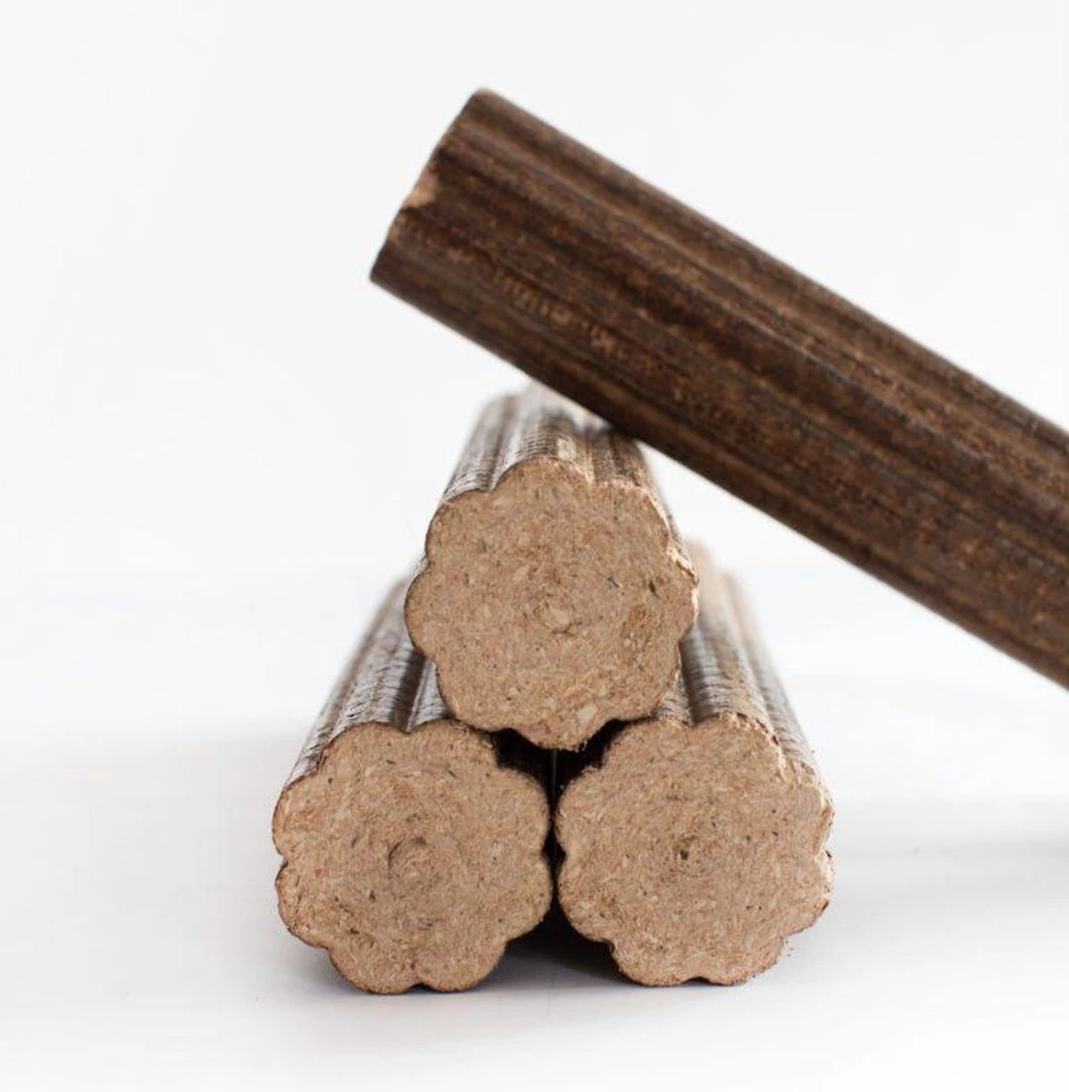 Briquettes De Bois De Hêtre Italien Fior Di Brace Pour Le Four à Pizza, Le Gril Et Le Barbecue 13KG, Mieux Que Le Charbon De Bois! 7 Briquettes De Bois De Hêtre Italien Fior Di Brace Pour Le Four à Pizza, Le Gril Et Le Barbecue 13KG, Mieux Que Le Charbon De Bois! – Image 5