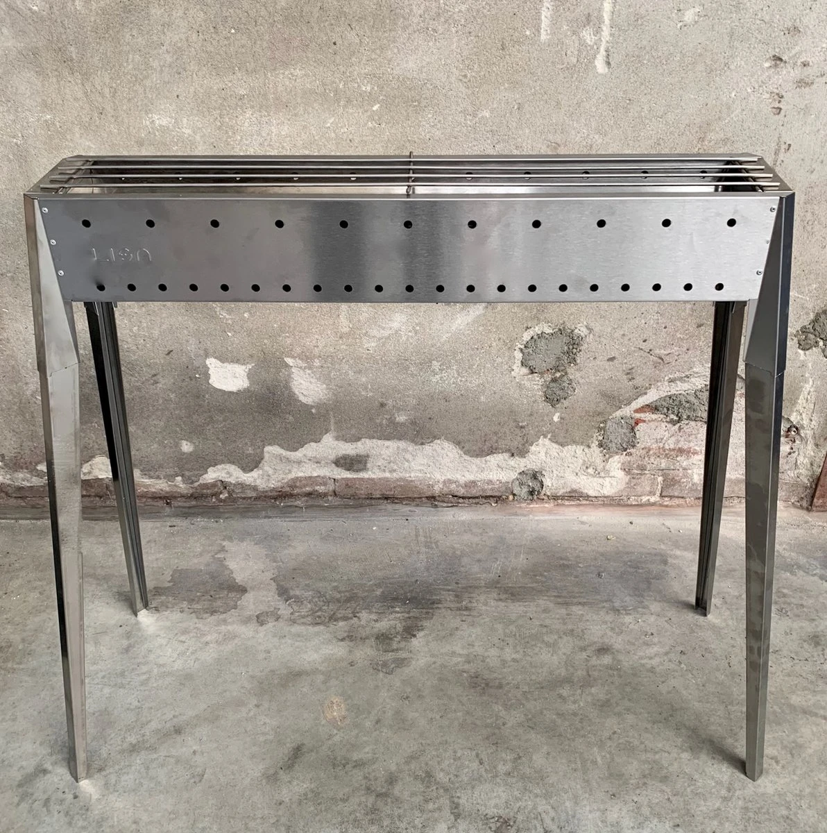 Spiedini Saté-bbq Java 80 - Barbecue à Charbon De Bois De Luxe à Double Paroi Avec Grille Horizontale Pour Satay Ou Autres Brochettes - 80 Cm De Long, 11 Cm De Large, 83 Cm De Haut - Matériau : Acier Inoxydable 11 Spiedini Saté-bbq Java 80 - Barbecue à Charbon De Bois De Luxe à Double Paroi Avec Grille Horizontale Pour Satay Ou Autres Brochettes - 80 Cm De Long, 11 Cm De Large, 83 Cm De Haut - Matériau : Acier Inoxydable – Image 9