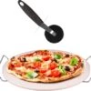 Pierre à Pizza BBQ/ Four Ronde Céramique 33 Cm Avec Poignées - Avec Coupe-pizza 19 Cm - Pierre à Pizza BBQ/ Four 2 Pierre à Pizza BBQ/ Four Ronde Céramique 33 Cm Avec Poignées - Avec Coupe-pizza 19 Cm - Pierre à Pizza BBQ/ Four -Magasin D'Accessoires Pour Barbecue 1200x1081