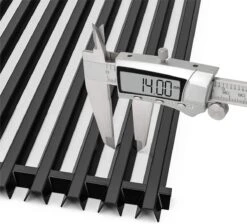 Grille De BBQ Onlyfire, Grille De Rechange, émaillée, Angulaire, Pour Weber 7525, Spirit Genesis, 44 X 30 Cm, 2 Pièces, Noir 11 Grille De BBQ Onlyfire, Grille De Rechange, émaillée, Angulaire, Pour Weber 7525, Spirit Genesis, 44 X 30 Cm, 2 Pièces, Noir -Magasin D'Accessoires Pour Barbecue 1200x1089 1