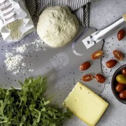 Pelle à Pizza - Spatule à Pizza Ronde - Avec Manche - BBQ Et Four - Qualité Premium 8 Pelle à Pizza - Spatule à Pizza Ronde - Avec Manche - BBQ Et Four - Qualité Premium -Magasin D'Accessoires Pour Barbecue 1200x1200 1067