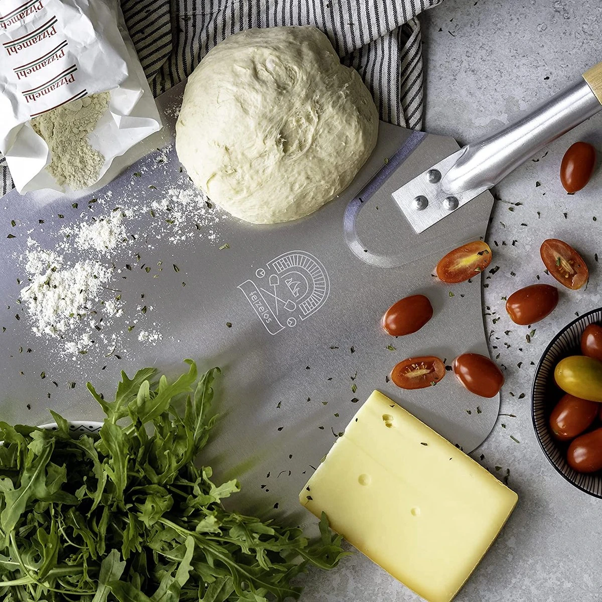 Pelle à Pizza - Spatule à Pizza Ronde - Avec Manche - BBQ Et Four - Qualité Premium 5 Pelle à Pizza - Spatule à Pizza Ronde - Avec Manche - BBQ Et Four - Qualité Premium – Image 3