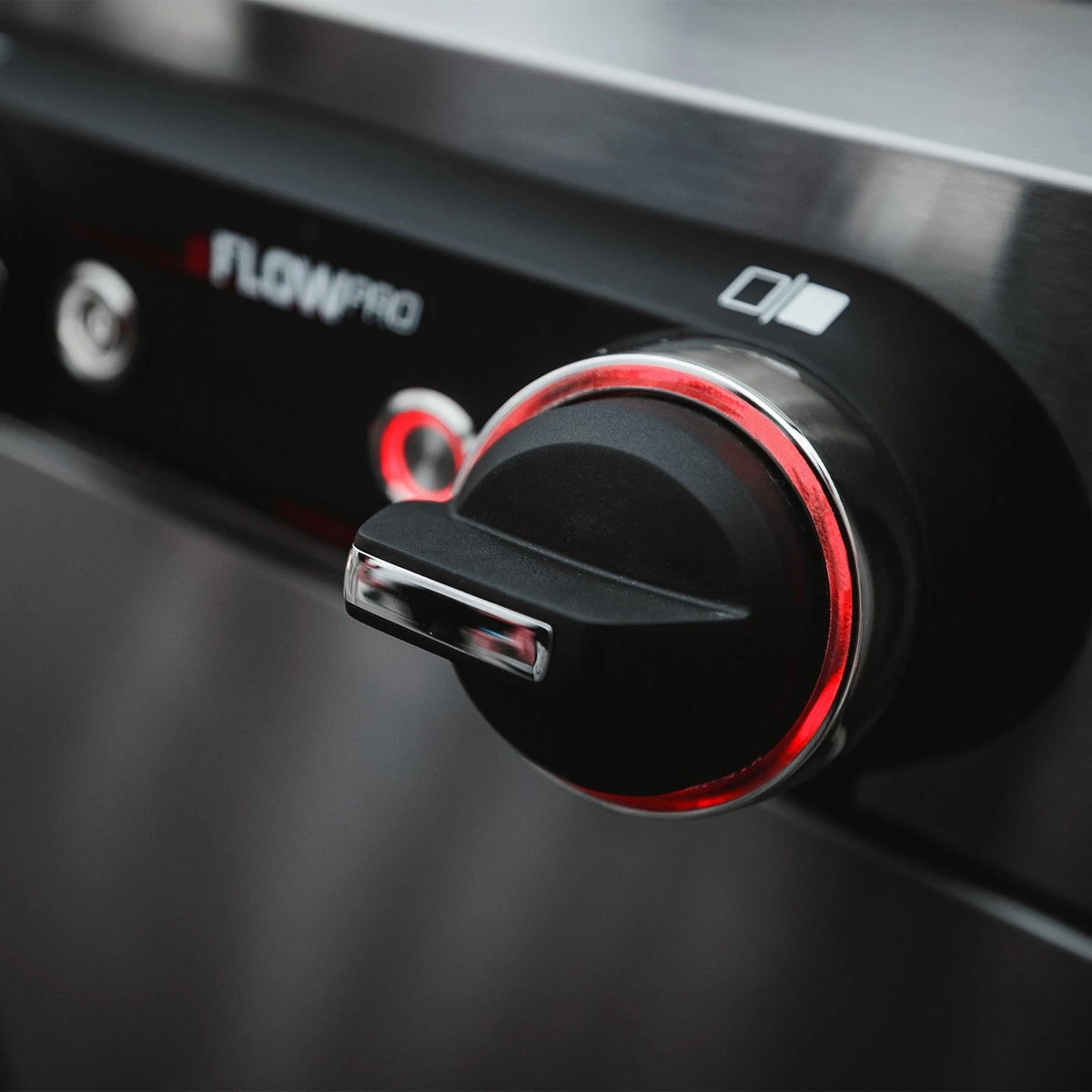 Barbecue électrique Enders EFlow Pro 2 Turbo - Bbq - 36,5 Kg - Surface De Cuisson 50 X 39 Cm - Grille De Cuisson Grille En Fonte 9 Barbecue électrique Enders EFlow Pro 2 Turbo - Bbq - 36,5 Kg - Surface De Cuisson 50 X 39 Cm - Grille De Cuisson Grille En Fonte – Image 7