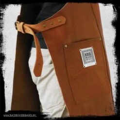 Maximus - Tablier 100% Cuir - Cognac - BadBoysBrand - Fabriqué En Prison - Fête Des Pères - -Magasin D'Accessoires Pour Barbecue 1200x1200 1366