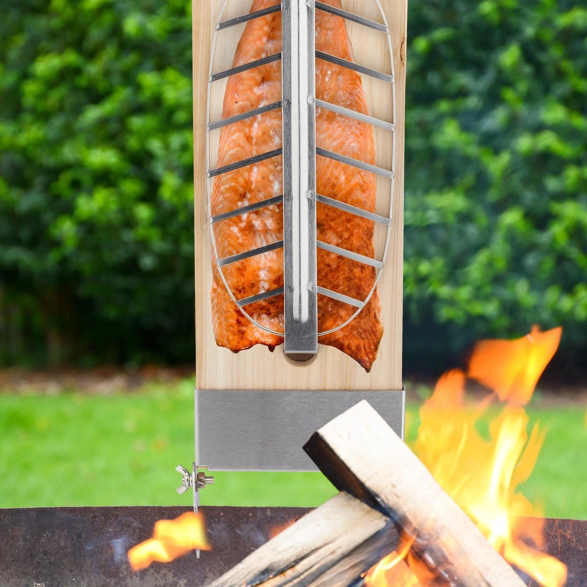 Relaxdays Ensemble De 2 Planches à Saumon Finlandais - Bois De Cèdre - Planche à Fumer Barbecue - Support Ovale - Pinces 9 Relaxdays Ensemble De 2 Planches à Saumon Finlandais - Bois De Cèdre - Planche à Fumer Barbecue - Support Ovale - Pinces – Image 7