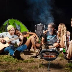 AG Mini Barbecue Ø 35cm - Barbecues à Charbon - Barbecue Kogelbarbecue - Klein Et Léger - Compact - Inox - 4-6 Personnes-Barbecue Rond - Incl. Couvercle - Barbecue Passe Partout -Grille De Ventilation Pour La Régulation De L'oxygène - Zwart -Magasin D'Accessoires Pour Barbecue 1200x1200 223