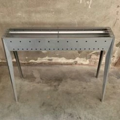 Spiedini Saté-bbq Sumatra 80 - Barbecue à Charbon Double Paroi Avec Grille Horizontale Pour Satay Ou Autres Brochettes - 80 Cm De Long, 11 Cm De Large, 83 Cm De Haut - Matière : Fer Aluminisé 19 Spiedini Saté-bbq Sumatra 80 - Barbecue à Charbon Double Paroi Avec Grille Horizontale Pour Satay Ou Autres Brochettes - 80 Cm De Long, 11 Cm De Large, 83 Cm De Haut - Matière : Fer Aluminisé -Magasin D'Accessoires Pour Barbecue 1200x1200 250