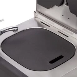 Barbecue à Gaz Enders Kansas II Pro 4 SIK Profi Turbo - 85 Kg - Dimensions 153 × 64 × 118 Cm - 4 Brûleurs Principaux + Brûleur Latéral + Brûleur Arrière -Magasin D'Accessoires Pour Barbecue 1200x1200 399