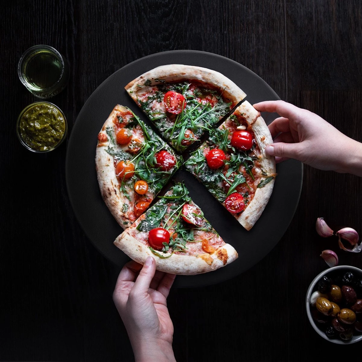 Navaris XL Pour Four Et Barbecue - Assiette à Pizza Ronde � 30,5 Cm - Pierre à Pain - Céramique émaillée - Zwart 11 Navaris XL Pour Four Et Barbecue - Assiette à Pizza Ronde � 30,5 Cm - Pierre à Pain - Céramique émaillée - Zwart – Image 9