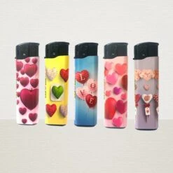 50x Briquets Rechargeables - Unilite - Briquet Clic De Haute Qualité - Avec Imprimé Love / Hearts -Magasin D'Accessoires Pour Barbecue 1200x1200 715