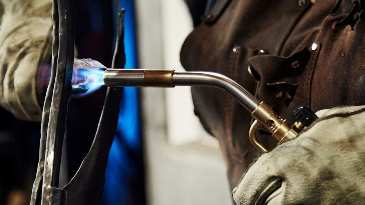 Bernzomatic Bernzomatic Avec Brûleur TS8000 Et 2 Bouteilles De Gaz MAP- Pro - Sans Accessoires à Souder 5 Bernzomatic Bernzomatic Avec Brûleur TS8000 Et 2 Bouteilles De Gaz MAP- Pro - Sans Accessoires à Souder – Image 3