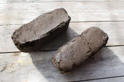 Briquettes De Tourbe - Blocs De Tourbe - Gazon - 2x 14 Pièces - Bois De Haardhout - Poêle - Cheminée - 2x 14 Kg (2 Boîtes) -Magasin D'Accessoires Pour Barbecue 1200x799 29