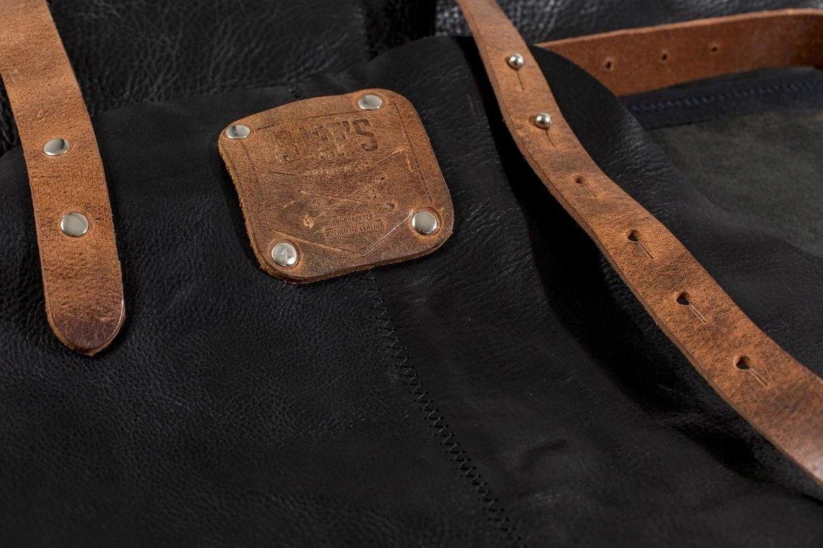 Sorprese Premium – Tablier Bbq – Crème Brun-noir – Tablier Bbq Homme – 100% Cuir Premium – Y Compris Ouvre-bouteille - Tablier Bbq Cuir Homme 16 Sorprese Premium – Tablier Bbq – Crème Brun-noir – Tablier Bbq Homme – 100% Cuir Premium – Y Compris Ouvre-bouteille - Tablier Bbq Cuir Homme – Image 14