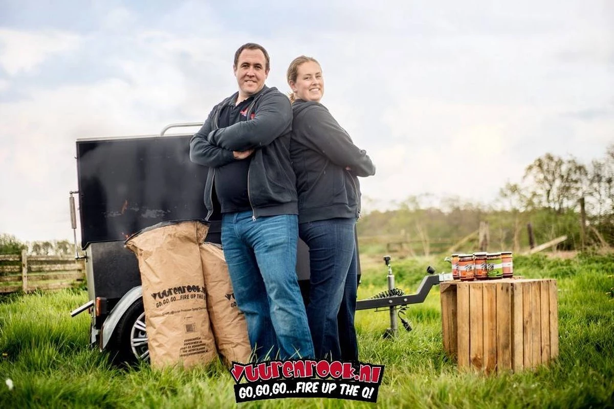 Vuur&Rook South African Premium Lump Charcoal 100% Black Wattle Par Dammers 10 Kg 5 Vuur&Rook South African Premium Lump Charcoal 100% Black Wattle Par Dammers 10 Kg – Image 3