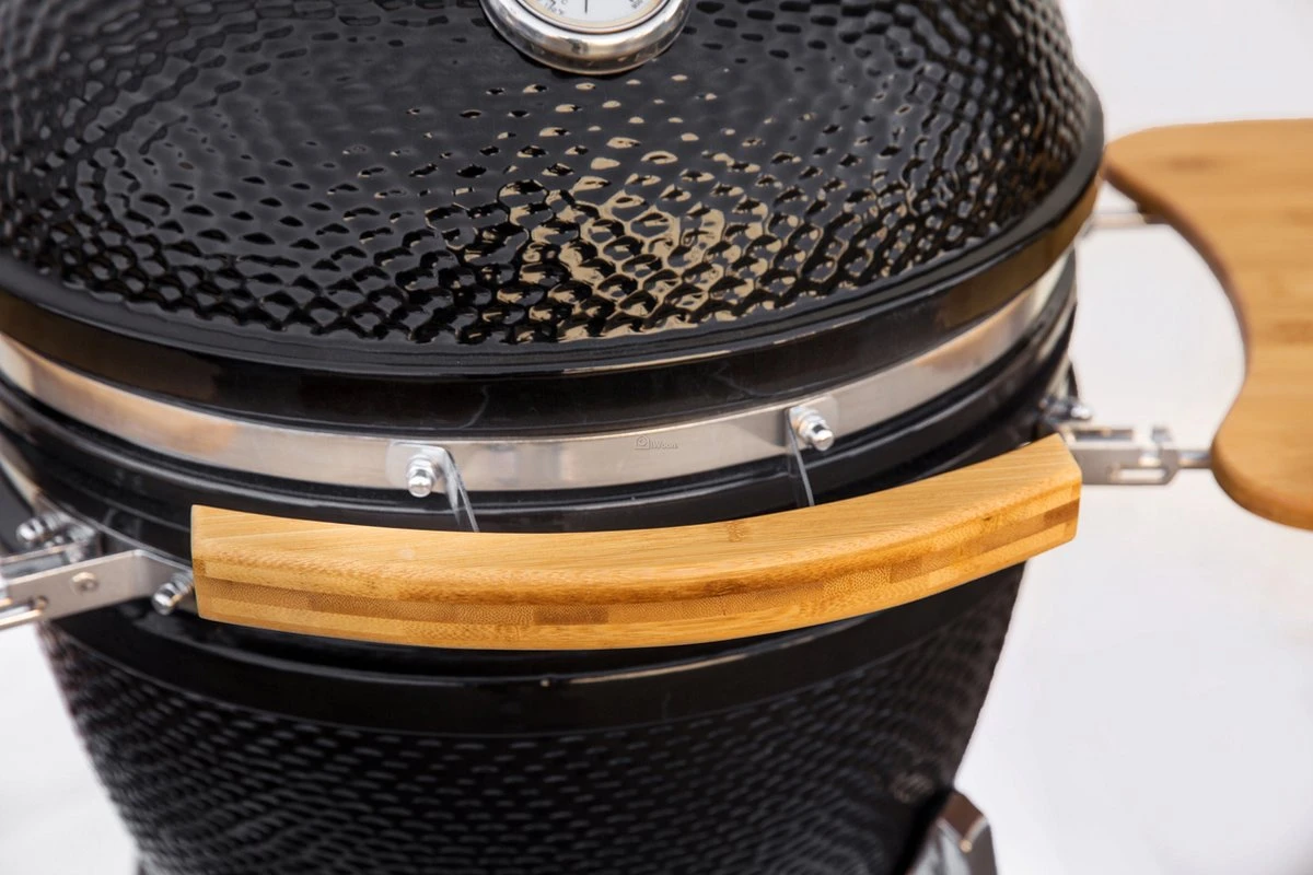 Kamado Medium Landmann Ø 45,7 Cm 18 Pouces Zwart - Avec Roulettes - Avec Thermomètre - Avec Grille De Ventilation - Barbecue Kamado - Barbecue En Céramique - Kamado Large 11 Kamado Medium Landmann Ø 45,7 Cm 18 Pouces Zwart - Avec Roulettes - Avec Thermomètre - Avec Grille De Ventilation - Barbecue Kamado - Barbecue En Céramique - Kamado Large – Image 9