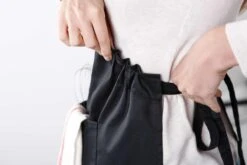 Mine Present - Tablier De Luxe - La Cuisine Est Un Cadeau, La Torréfaction D'un Art - Noir -Magasin D'Accessoires Pour Barbecue 1200x800 180