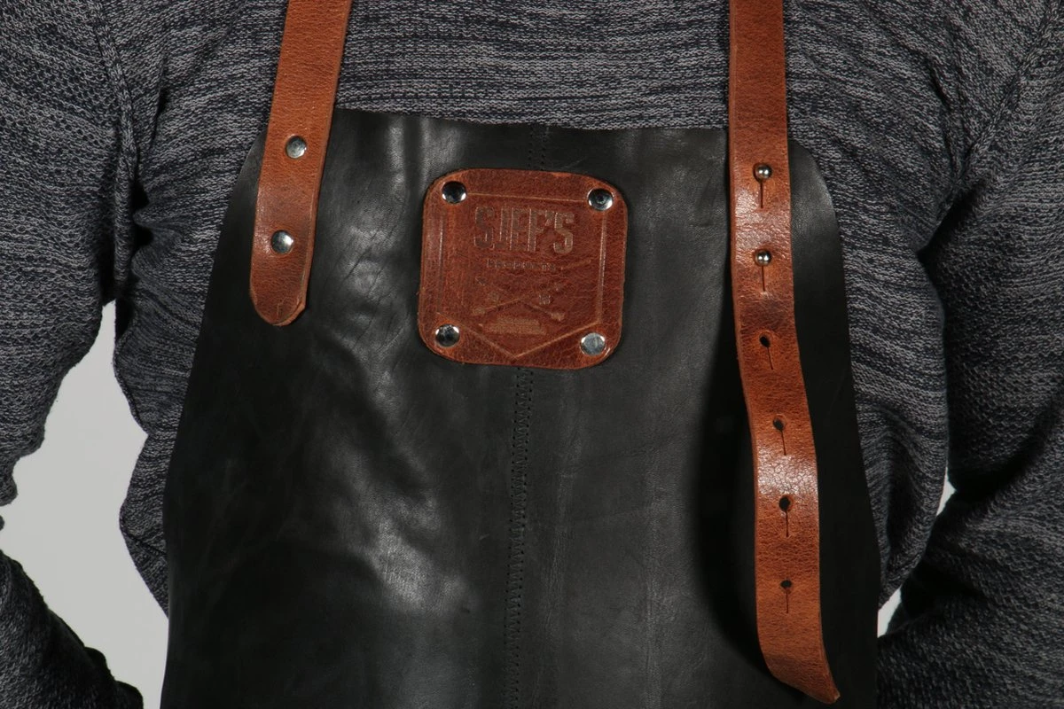 Sorprese Premium – Tablier Bbq – Crème Brun-noir – Tablier Bbq Homme – 100% Cuir Premium – Y Compris Ouvre-bouteille - Tablier Bbq Cuir Homme 10 Sorprese Premium – Tablier Bbq – Crème Brun-noir – Tablier Bbq Homme – 100% Cuir Premium – Y Compris Ouvre-bouteille - Tablier Bbq Cuir Homme – Image 8