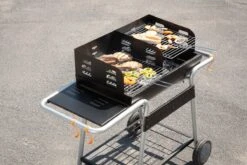 NATERIAL - Barbecue à Charbon ICARUS - Chariot 10 Personnes - H.92 X L.110 X P.61 Cm - Acier Peint - Zwart - BBQ Angulaire Sans Couvercle 26 NATERIAL - Barbecue à Charbon ICARUS - Chariot 10 Personnes - H.92 X L.110 X P.61 Cm - Acier Peint - Zwart - BBQ Angulaire Sans Couvercle -Magasin D'Accessoires Pour Barbecue 1200x800 30