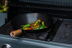 Poêle Wok Modulaire Culinaire Campingaz - Accessoire BBQ - Ø 37 Cm -Magasin D'Accessoires Pour Barbecue 1200x802 9