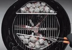 Jeu De 2 Porte-briquettes U.S.A. Pour Barbecue Kogel De 47 Et 57 Cm (incl Convient Pour Weber) -Magasin D'Accessoires Pour Barbecue 1200x838