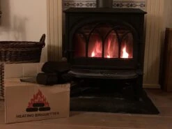 Briquettes De Tourbe - Blocs De Tourbe - Gazon - 2x 14 Pièces - Bois De Haardhout - Poêle - Cheminée - 2x 14 Kg (2 Boîtes) -Magasin D'Accessoires Pour Barbecue 1200x900 26