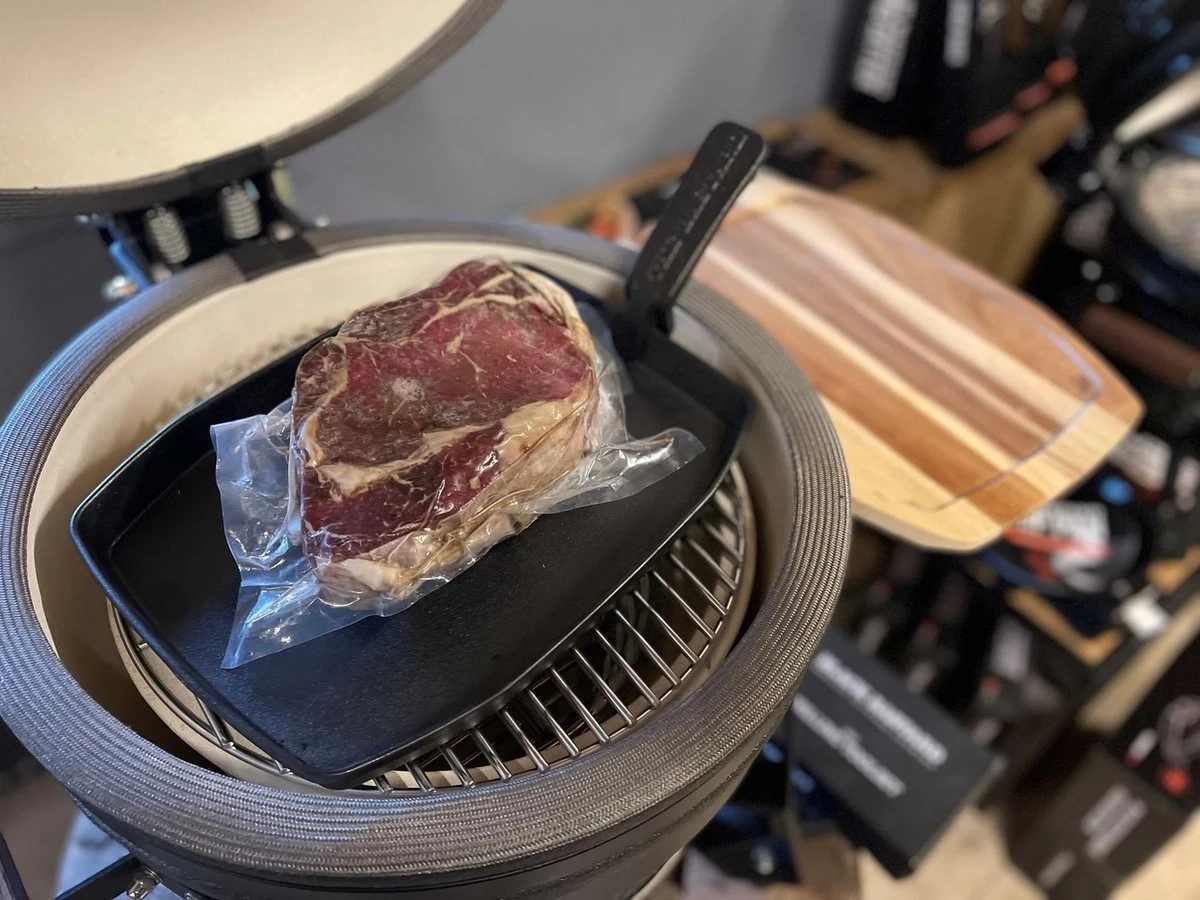 The Bastard Sizzling Assiette Et Support L/M 4 The Bastard Sizzling Assiette Et Support L/M – Image 2