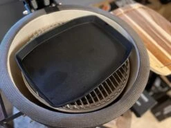 The Bastard Sizzling Assiette Et Support L/M 16 The Bastard Sizzling Assiette Et Support L/M -Magasin D'Accessoires Pour Barbecue 1200x900 42