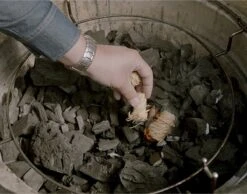 Boucles De Briquet En Laine De Bois Samba 160 Pièces, 2 Kg. Dans Un Carton Extérieur - Respectueux De L'environnement - Neutre En CO2 - FSC® -Magasin D'Accessoires Pour Barbecue 1200x943 4