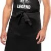 KARIBAN Cadeau Prénom - L'homme Le Mythe La Legend - Tablier De Cuisine - Tablier BBQ - Anniversaire - Fête Des Pères - Noir - Prénom Au Wens -Magasin D'Accessoires Pour Barbecue 540x1200
