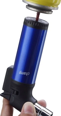 Briquet Champ Quattro - Briquet Feux D'artifice - Briquets - Briquet à Gaz - Briquet Tempête - Brûleur à Gaz - Briquet Barbecue - Briquet Bougies - Briquet à Gaz Rechargeable - Briquet Gaz - Brûleur Crème Brûlée -Magasin D'Accessoires Pour Barbecue 633x1200 1