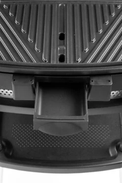 FRITEL Barbecue électrique/grill De Table BBQ 3256 + BERGHOFF Ensemble Barbecue 9 Pièces En Tablier Cubo Line 12 FRITEL Barbecue électrique/grill De Table BBQ 3256 + BERGHOFF Ensemble Barbecue 9 Pièces En Tablier Cubo Line -Magasin D'Accessoires Pour Barbecue 798x1200 1