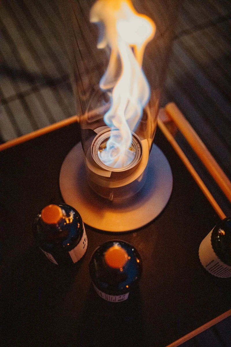 Höfats Spin Table Fire Bouteille De Carburant Bio-éthanol - Plastique - 1 L - Lot De 6 Pièces 6 Höfats Spin Table Fire Bouteille De Carburant Bio-éthanol - Plastique - 1 L - Lot De 6 Pièces – Image 4