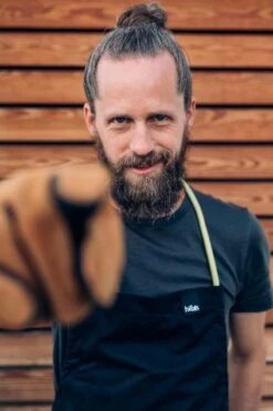 Tablier De BBQ Höfats - Avec Serviette - 77×66 Cm - 35% Coton, 65% Polyester 16 Tablier De BBQ Höfats - Avec Serviette - 77×66 Cm - 35% Coton, 65% Polyester -Magasin D'Accessoires Pour Barbecue 800x1200 54