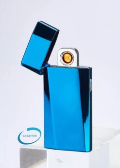 Briquet Pro - Modèle 2023 - Blauw- Logo Casamix En Bas - Briquet Rechargeable Avec USB Extrêmement Fin - Affichage De La Puissance - Résistant Au Vent - Briquet Plasma - Briquet électrique - Briquet Feu D'artifice