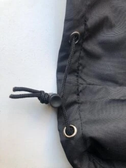 Kamado BBQ Grande Housse De Protection Jusqu'à 25 Pouces - Couverture Noire Grande - Big Green Egg, Grill Guru, Kamado Joe Classic, Patton, The Bastard, Takumi, Tarrington House Entre Autres 9 Kamado BBQ Grande Housse De Protection Jusqu'à 25 Pouces - Couverture Noire Grande - Big Green Egg, Grill Guru, Kamado Joe Classic, Patton, The Bastard, Takumi, Tarrington House Entre Autres -Magasin D'Accessoires Pour Barbecue 899x1200 30