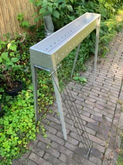 Spiedini Satay BBQ Bali 80 - Barbecue à Charbon Avec Grille Horizontale Pour Satay Ou Autres Brochettes - Longueur 80 Cm, Largeur 11 Cm - Matière : Fer Aluminisé 26 Spiedini Satay BBQ Bali 80 - Barbecue à Charbon Avec Grille Horizontale Pour Satay Ou Autres Brochettes - Longueur 80 Cm, Largeur 11 Cm - Matière : Fer Aluminisé -Magasin D'Accessoires Pour Barbecue 899x1200 4