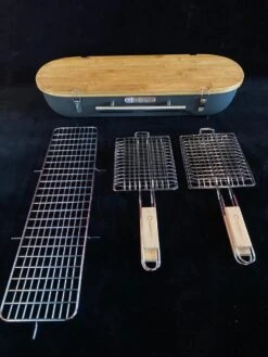 Barbecue Designnest Flip Grill BBQ Facile à Transporter Avec Grilles Rotatives Et Planche à Découper Intégrée