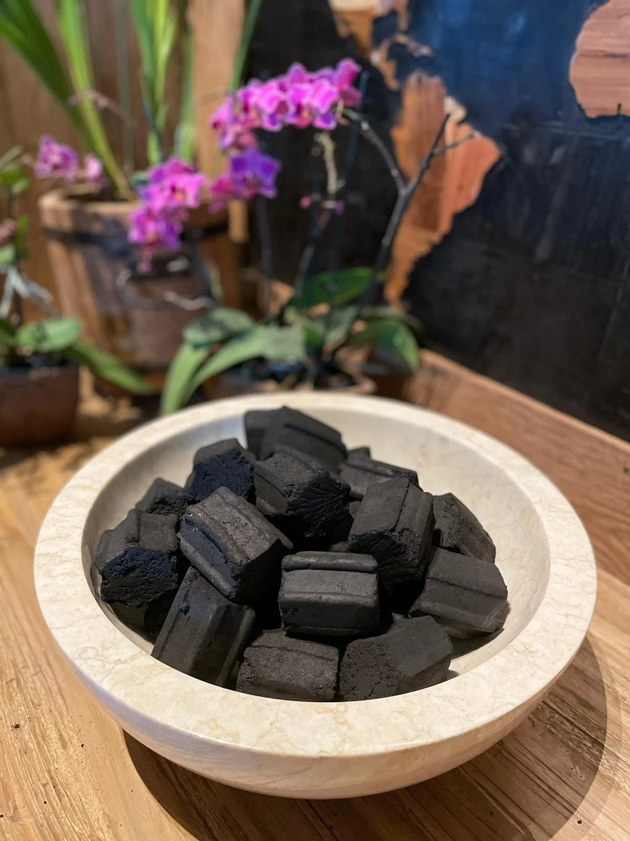 Briquettes De Noix De Coco 10 KG - Briquettes Hexagonales - Briquettes De Noix De Coco - BBQ 7 Briquettes De Noix De Coco 10 KG - Briquettes Hexagonales - Briquettes De Noix De Coco - BBQ – Image 5