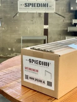 Spiedini Satay BBQ Bali 80 - Barbecue à Charbon Avec Grille Horizontale Pour Satay Ou Autres Brochettes - Longueur 80 Cm, Largeur 11 Cm - Matière : Fer Aluminisé 34 Spiedini Satay BBQ Bali 80 - Barbecue à Charbon Avec Grille Horizontale Pour Satay Ou Autres Brochettes - Longueur 80 Cm, Largeur 11 Cm - Matière : Fer Aluminisé -Magasin D'Accessoires Pour Barbecue 900x1200 3