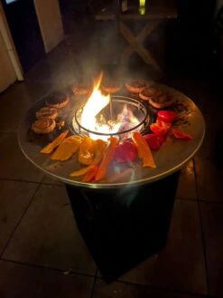 RJRoyal Living Plancha Grill BBQ Amigo Avec Couvercle Et Rangement Bois Brasero Inox Cuisine Exterieure Brasero Pour Exterieur 67x67x95cm -Magasin D'Accessoires Pour Barbecue 900x1200 6